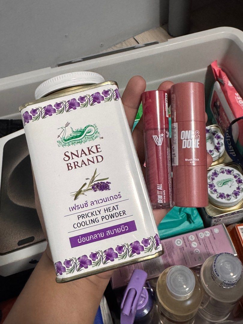 Assorted 500 (Category: Face Care) located in Mandaluyong City. Submitted by purplepenguin0016 (Listing ID 1378675179, Image 1). Description: .