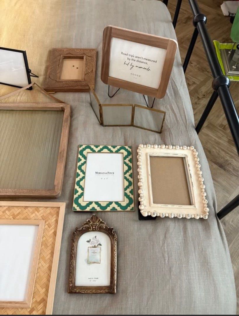 Assorted Photo Frames64885329340931114