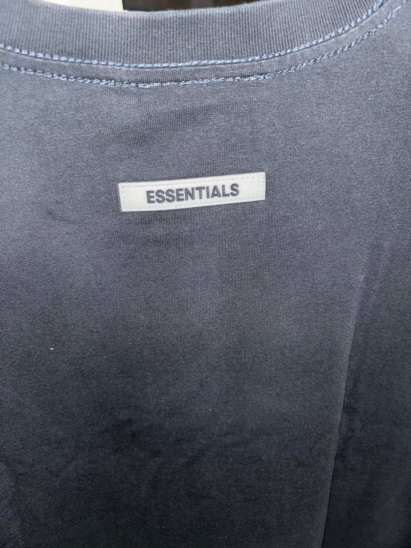 Authentic Essentials Fear of God oversized black t-shirt. (Category: Tshirts & Polo Shirts ) located in Pasig City. Submitted by jadenmacalintal222 (Listing ID 1378650712, Image 3). Description: Authentic Essentials Fear of God oversized black t-shirt. ✔️ High quality ✔️ Comfortable and stylish ✔️ Perfect for casual or streetwear fits 🔹 Size: Large 🔹 Color: Black 🔹 Made in Vietnam 🔹 Condition: [Brand new/Lightly used] (put your item’s conditi