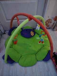 (Category: ) located in . Submitted by _cthriftshop (Listing ID 1378668098, Image 1). Description: .