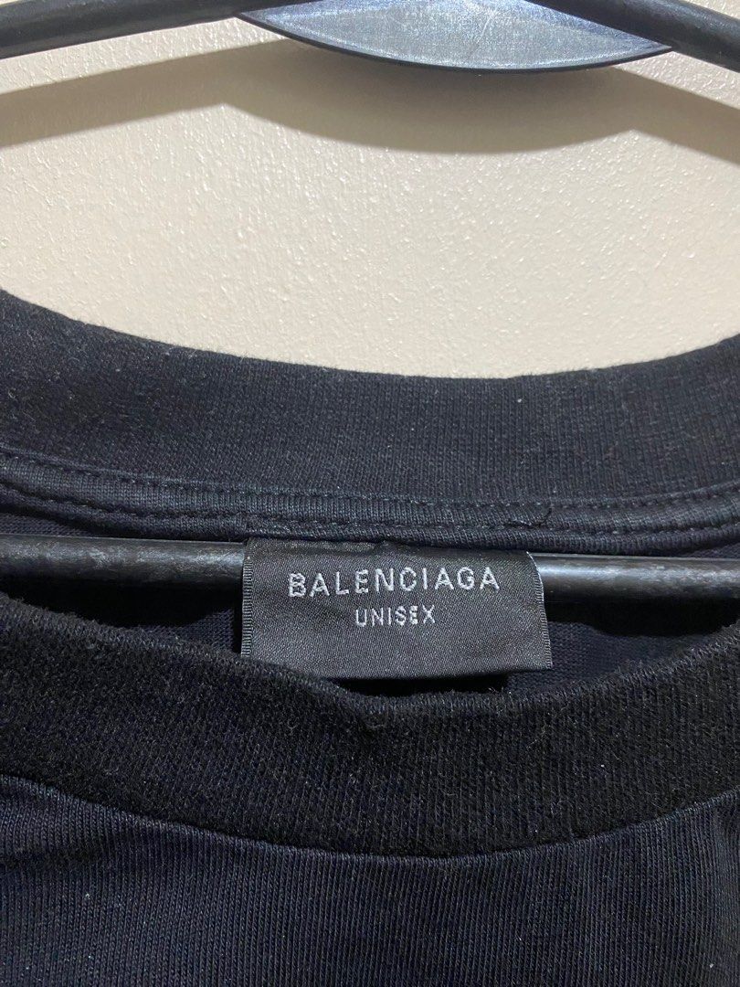 Balenciaga (Category: Tshirts & Polo Shirts ) located in Antipolo. Submitted by lukedd (Listing ID 1378605151, Image 3). Description: Balenciaga Soccer 24x28 large - xl complete tags issue: hairlines.