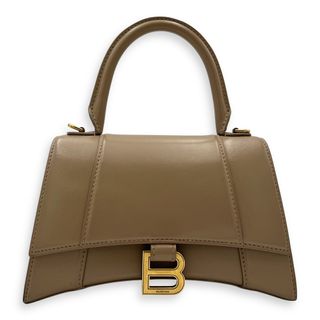 (Category: ) located in . Submitted by carousellluxury (Listing ID 1378629166, Image 1). Description: .