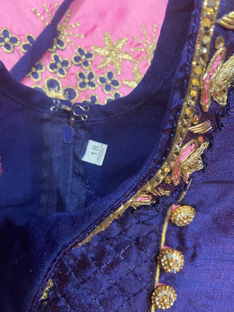 Beautiful pink and blue lehenga for kids (Category: Babies & Kids Fashion) located in Singapore. Submitted by linalvy (Listing ID 1378724790, Image 2). Description: This beautiful kids lehenga set is perfect for weddings, festive occasions, or traditional events. ✨ Size: Suitable for 18 to 24 month girls 🎨 Color: Navy blue blouse with bright pink lehenga 🧵 Material: Silk-blend fabric with detailed embroidery 🌸 Design Features: • Quilted navy b