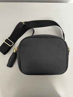 (Category: ) located in . Submitted by leshaylee (Listing ID 1378598848, Image 1). Description: .