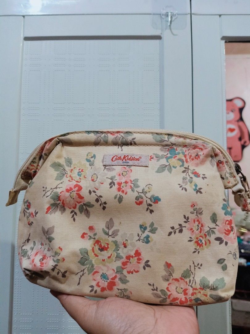 Cath Kidston Pouch, Fesyen Wanita, Tas Dompet di Carousell