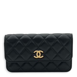 (Category: ) located in . Submitted by carousellluxury (Listing ID 1338900981, Image 1). Description: .
