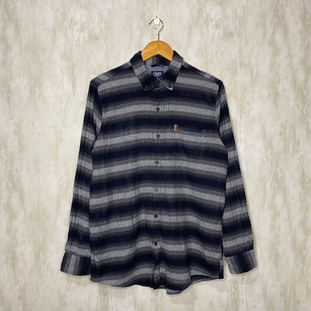 Chaps Men Brushed Flannel Longsleeve (Category: Formal Shirts) located in Marikina City. Submitted by saintjohnn (Listing ID 1378658914, Image 2). Description: Chaps Men Brushed Flannel Longsleeve Size: M Length: 29 Width: 21 Sleeve Length: 30 Excellent Condition No Flaws ₱500.