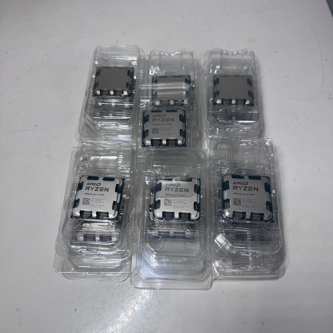 [CLEARANCE] AMD Ryzen 5 7500F 6 Cores | 20 Units available (Category: Computer Parts) located in Singapore. Submitted by smartselects (Listing ID 1378631614, Image 3). Description: 😎Good buyer read below‼️Price Cheap and FIXED! ✅ Add on just $9 for a BNIB AMD stock cooler ✅ 1-Month Store Warranty – Guaranteed working ✅ Super cheap price! These are extra CPU units that were bought in excess. ✅20 Units available | Buy 2 or more at 10% off 💬 Not y
