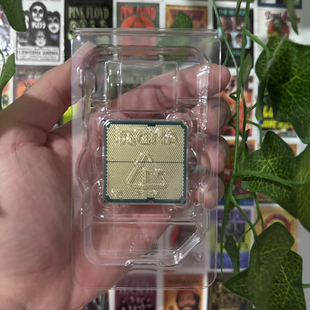 [CLEARANCE] AMD Ryzen 5 7500F 6 Cores | 20 Units available (Category: Computer Parts) located in Singapore. Submitted by smartselects (Listing ID 1378631614, Image 2). Description: 😎Good buyer read below‼️Price Cheap and FIXED! ✅ Add on just $9 for a BNIB AMD stock cooler ✅ 1-Month Store Warranty – Guaranteed working ✅ Super cheap price! These are extra CPU units that were bought in excess. ✅20 Units available | Buy 2 or more at 10% off 💬 Not y