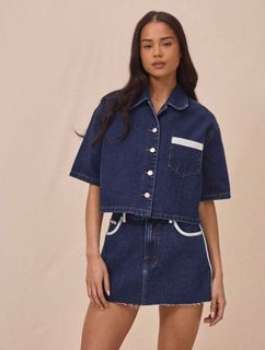 (Category: ) located in . Submitted by clothingmanila (Listing ID 1378724135, Image 1). Description: .