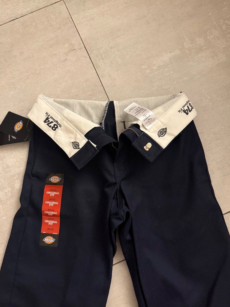 Dickies 874 Work Pants in Navy Blue (Category: Trousers) located in Marikina City. Submitted by s0l4ng3 (Listing ID 1378585486, Image 2). Description: Dickies 874 Work Pants in Navy Blue RFS: Extra pair Got this on sale in a Dickies outlet! Never used, just stored in my closet. Selling low. DM for offers 🤗.