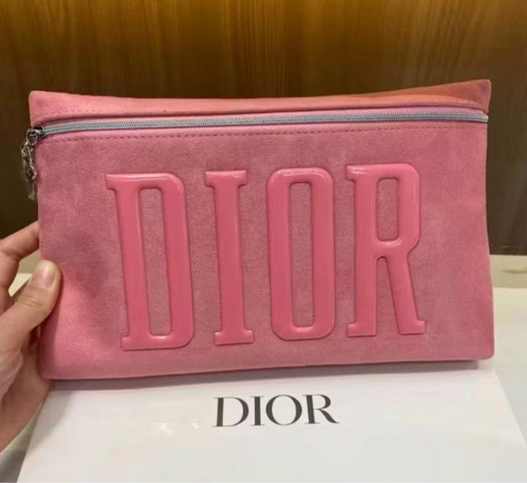 Dior Cosmetic Bag (Category: Luxury Bags & Wallets) located in Bulacan. Submitted by shopwithme_23 (Listing ID 1378623475, Image 1). Description: PRE-ORDER‼️ETA 1-2 weeks after you pay❤️ 💸MOP: Gcash/Paymaya 🚚MOD: J&T/Lalamove 📍San Ildefonso, Bulacan.