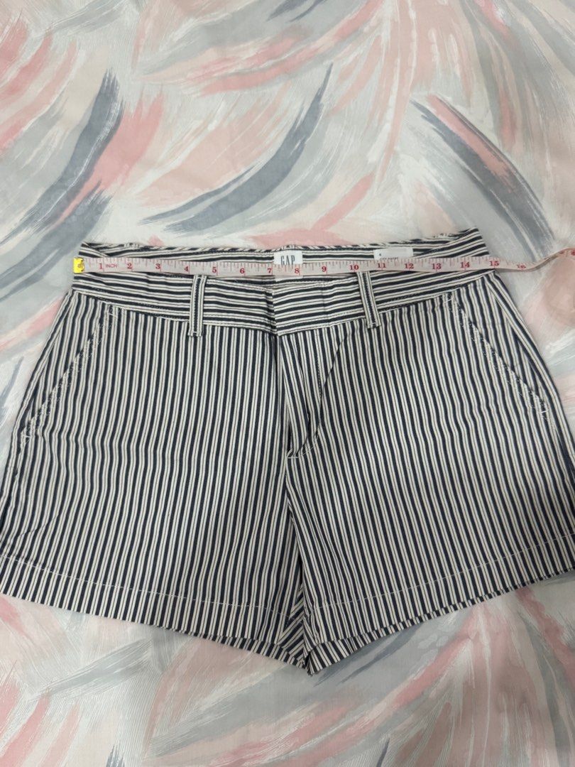 Gap stripe city short (Category: Shorts) located in Davao. Submitted by kitdlr (Listing ID 1378668249, Image 3). Description: .