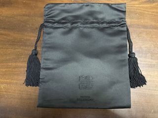 由 mluck430 (刊登 ID 1378644787，圖片 1) 提交，位於 的 (類別：)，說明：。