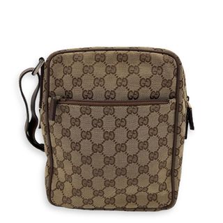 (Category: ) located in . Submitted by carousellluxury (Listing ID 1354391561, Image 1). Description: .