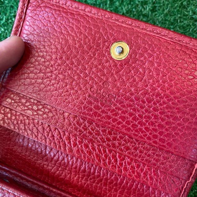 Gucci Mini Wallet (Category: Luxury Bags & Wallets) located in Bacolod City. Submitted by classy.glamour (Listing ID 1378664117, Image 3). Description: Gucci Mini Wallet Authentic Size: Small Condition: Rank A Flaw: None.