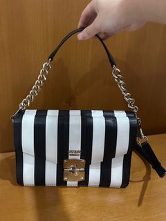 (Kategori: ) berada di . Dikirim oleh aestheticstuff3. (ID iklan 1378682615, Gambar 1). Deskripsi: .