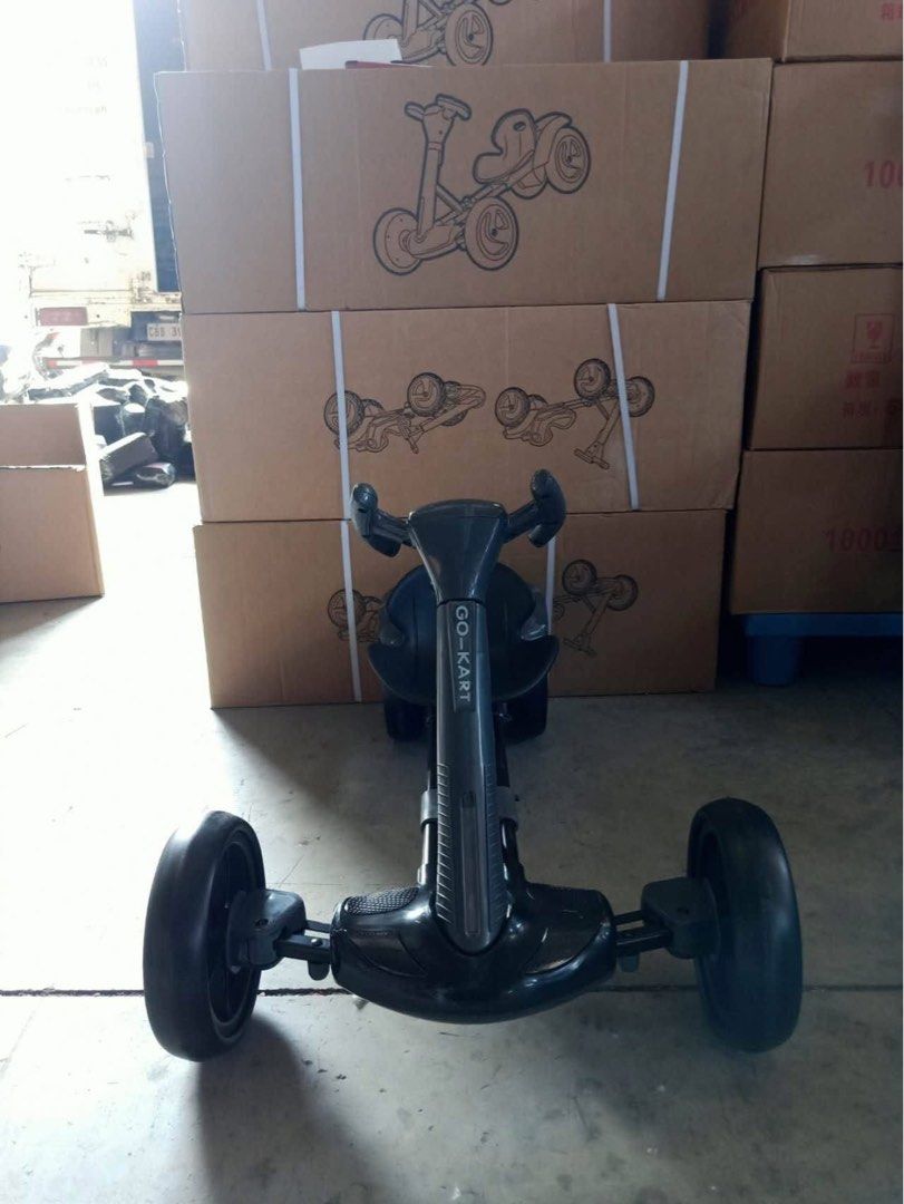 Ha FOLDABLE GO KART Standard Go Kart - (Category: Remote Control Toys) located in Manila. Submitted by dolorchris69891 (Listing ID 1378543562, Image 3). Description: FOLDABLE GO KART 👌 Color Available: Red/White/Black Stocks available on hand ❗ Standard Go Kart - 4600 * Length - 78cm * Height - 48.5cm * Width(back) - 26cm * Width(front) - 54cm * Include charger * 1 battery * Available stocks: 2pcs Red / 2pcs Black / 2pcs White High Go Kart - 480