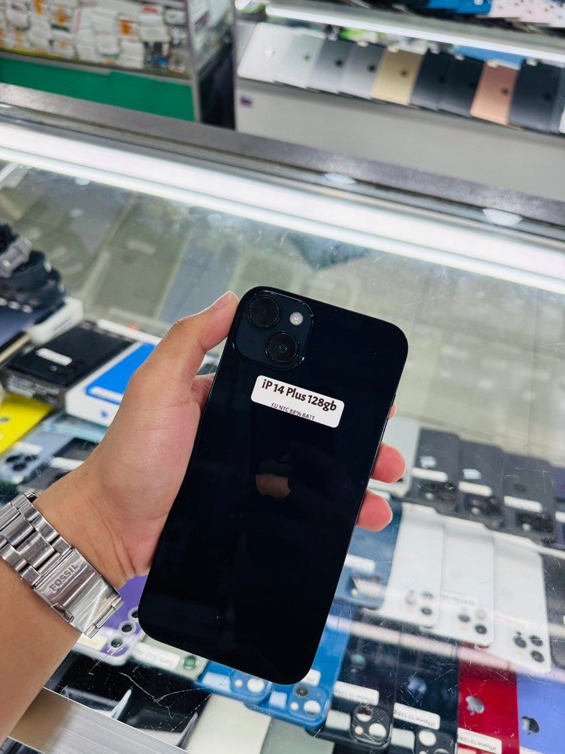 Iphone 14+ 128gb 88% batt FU NTC (Category: iPhone 14 Series) located in San Juan City. Submitted by javedsgadgetshop (Listing ID 1378685430, Image 2). Description: INSTALLMENT OPTIONS : SPAY LATER / GGIVES / CREDIT CARD! WE BUY AND SELL SO PWEDE MAGBINTA OR SWAP ! Quick Specs : 💵 Iphone 14+ (Minimal fade) •128gb •NTC Variant •88% batt health •Factory Unlock •95% Smoothness •No hidden issue | No Repaired •100% Authentic | Not Refurbished •w/ OEM