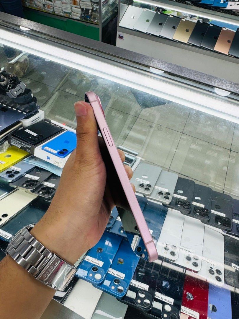 Iphone 15 Plus 256gb 91% batt FU NTC (Category: iPhone 15 Series) located in San Juan City. Submitted by javedsgadgetshop (Listing ID 1378688278, Image 3). Description: INSTALLMENT OPTIONS : SPAY LATER / GGIVES / CREDIT CARD! WE BUY AND SELL SO PWEDE MAGBINTA OR SWAP ! Quick Specs : 💵 Iphone 15+ •256gb •NTC Variant •91% batt health •Factory Unlock •95% Smoothness •No hidden issue | No Repaired •100% Authentic | Not Refurbished •w/ Box Charger & 