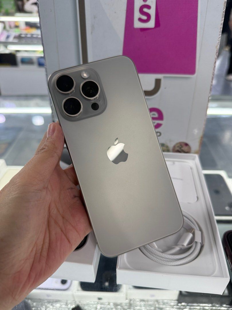 iphone 15 pro max 256gb dual sim good as new (Category: iPhone 15 Series) located in Cainta. Submitted by vine_gadget_shop (Listing ID 1378647060, Image 1). Description: iphone 15 pro max 256gb dual sim good as new hk variant with box and cord replaced pick up store greenhills shopping center we accept trade in we accepy credit card and ggives installment we do cod and door to door we ship nationwide for fast transaction call 09277368323 look for