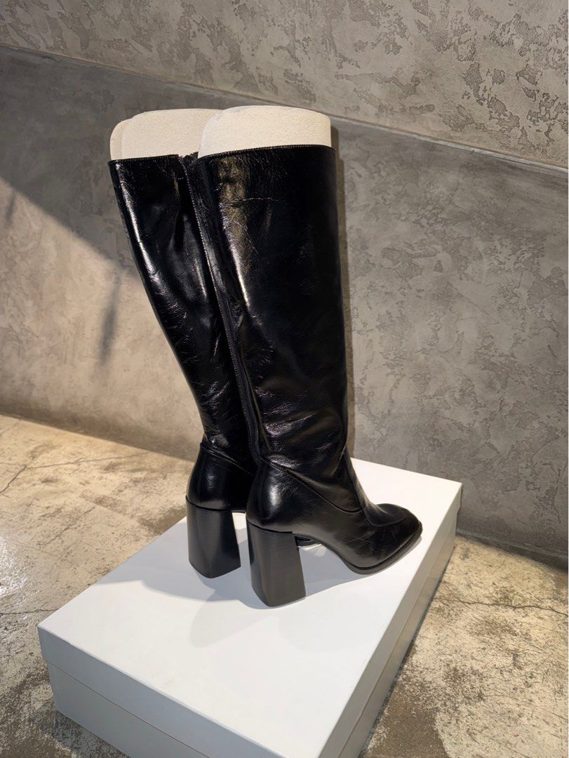 Jonak High Boots in Black Leather Vaubane, 名牌, 鞋及波鞋- Carousell