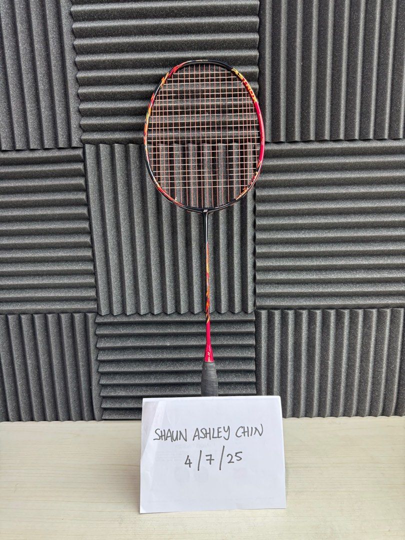 [JP Code] Astrox 99 Pro (Category: Racket & Ball Sports) located in Ipoh. Submitted by shaunchin (Listing ID 1378618333, Image 1). Description: WTS [JP Code] Astrox 99 Pro Reason for selling: Moving to Pickleball Aerobite 24 strings 4UG5 Condition 10/10 No scratches or damage Barely used Bought from Vsmash, can provide receipt for serious buyer as proof No trades, only looking for cash sale COD Ipoh.