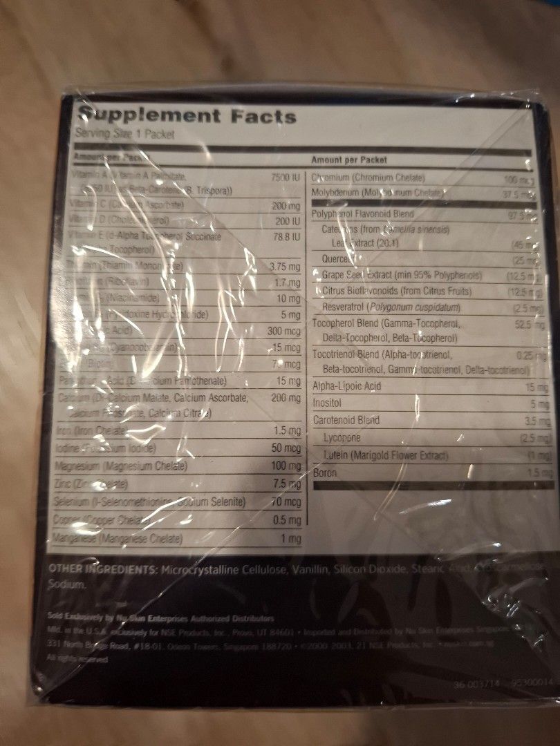 LifePak Anti-Aging Supplement 60 Packets (Category: Vitamins & Supplements) located in Singapore. Submitted by sghorology (Listing ID 1378676643, Image 3). Description: - Brand new LifePak supplement - Contains essential vitamins and minerals - Supports overall health and well-being - See images for supplement facts and ingredients - Expiry date and batch number visible on packaging.
