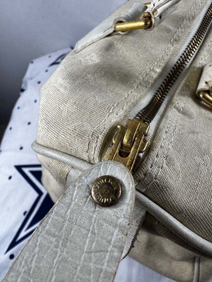 LOUIS VUITTON MINILIN SPEEDY BAG (Category: Luxury Bags & Wallets) located in Quezon City. Submitted by dosen_thrift.ph (Listing ID 1378598985, Image 3). Description: MINILIN ISSUE : DIRT / MINIMAL SCRATCHES / MISSING CODE CONDITION : RANK AB MATERIAL : CANVASS .