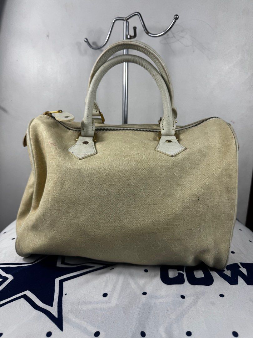 LOUIS VUITTON MINILIN SPEEDY BAG (Category: Luxury Bags & Wallets) located in Quezon City. Submitted by dosen_thrift.ph (Listing ID 1378598985, Image 2). Description: MINILIN ISSUE : DIRT / MINIMAL SCRATCHES / MISSING CODE CONDITION : RANK AB MATERIAL : CANVASS .