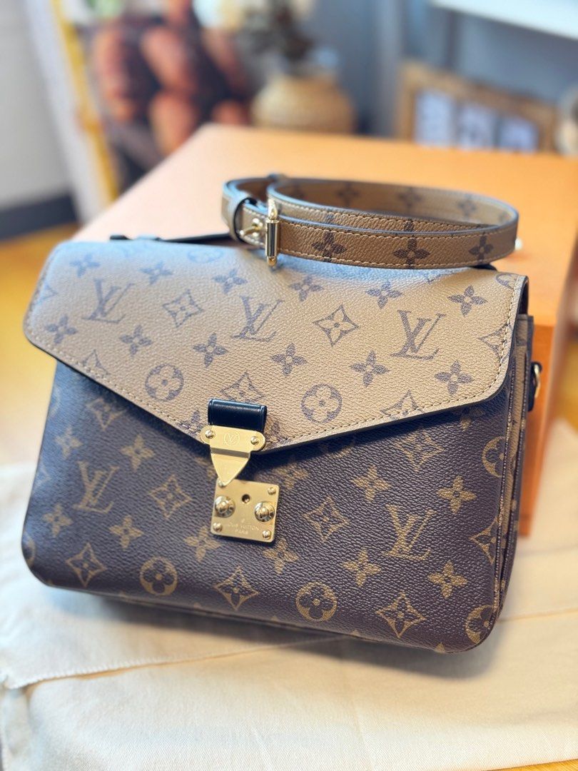 Louis Vuitton Monogram Shoulder Bag (Category: Bags & Wallets) located in Singapore. Submitted by daisydayg (Listing ID 1378637190, Image 1). Description: Authentic Louis Vuitton shoulder bag in excellent condition. Features the iconic monogram pattern and a stylish design. Includes a detachable strap for versatile carrying options. Perfect for everyday use or special occasions. Comes with original box. .
