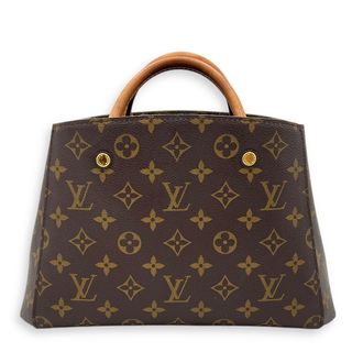 (Category: ) located in . Submitted by carousellluxury (Listing ID 1353649191, Image 1). Description: .