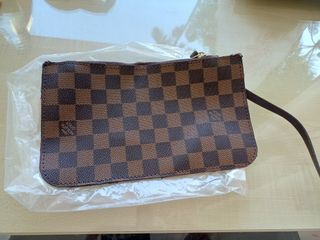 (Category: ) located in . Submitted by louisseo92 (Listing ID 1378628078, Image 1). Description: .