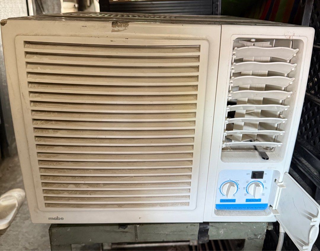 Mabe aircon for sale (Category: Air Conditioning and Heating) located in Manila. Submitted by useyourcommonsense (Listing ID 1378564450, Image 1). Description: Mandaluyong pickup only.