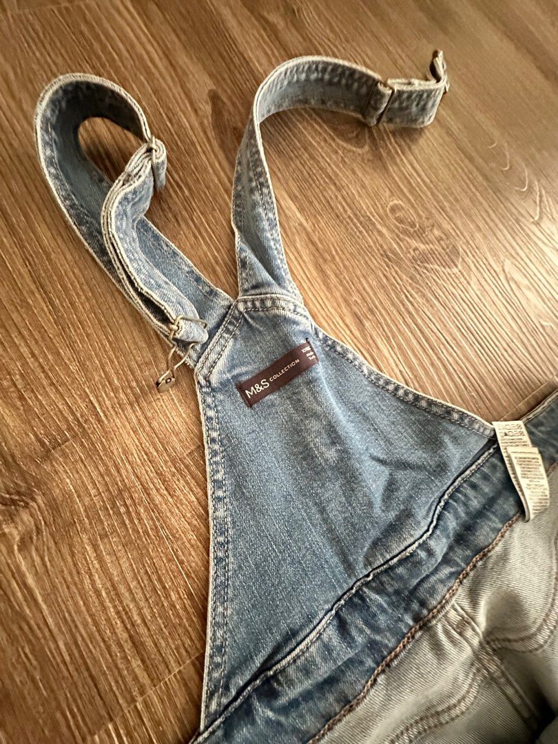 Marks and Spencer denim jumpsuit/overall (Category: Jumpsuits) located in Calamba. Submitted by sohee_nim (Listing ID 1378556609, Image 2). Description: Hello sweeties🌸 REPRICED!!!! Selling my preloved jumpsuit/overall from Marks and Spencer. Size: 12 regular Length on legs: good for 5'3" to 5'5" height No issues RS: not using anymore as i gain weight🥹 Item location: nuvali laguna .