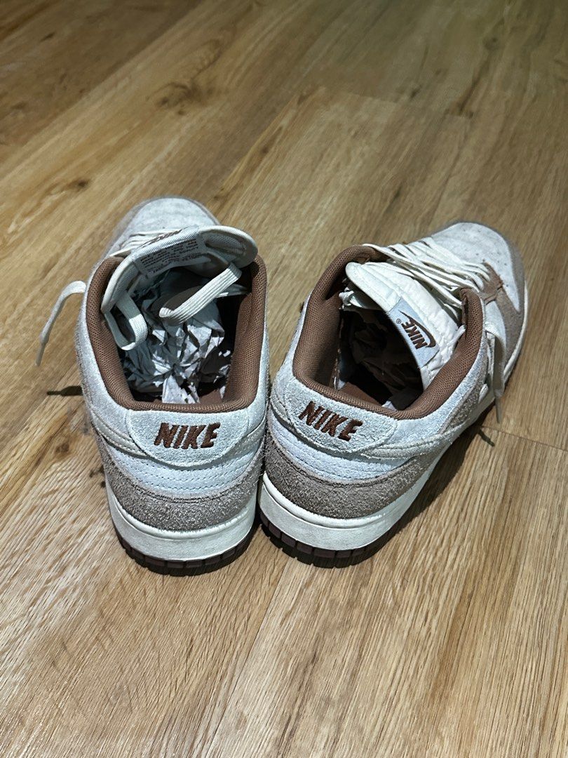 Nike dunk low medium curry (Category: Sneakers) located in Manila. Submitted by shopelisse (Listing ID 1378679020, Image 3). Description: .
