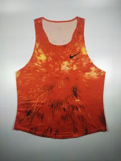 (Category: ) located in . Submitted by runsapparelthrifted17 (Listing ID 1378538022, Image 1). Description: .