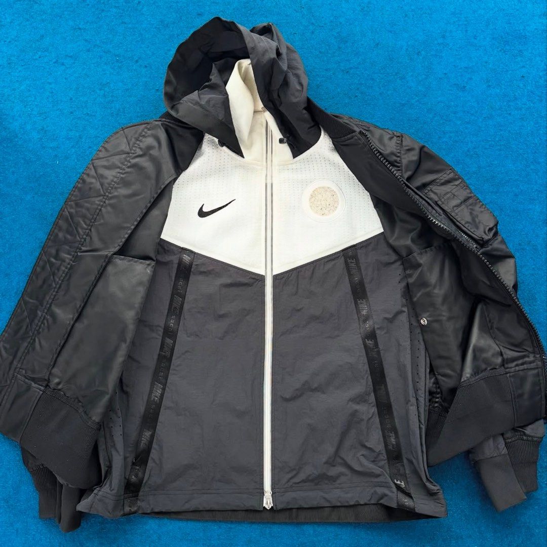 Sacai × NIKE Layered Bomber Jacket MA-1 24022882_54084916_1000.jpg