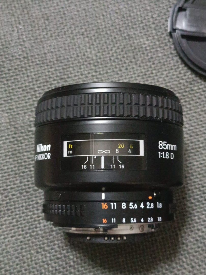 Bokeh Nikon 85mm D Used Nikon AF NIKKOR 85mm IF Lens 1933 B&H
