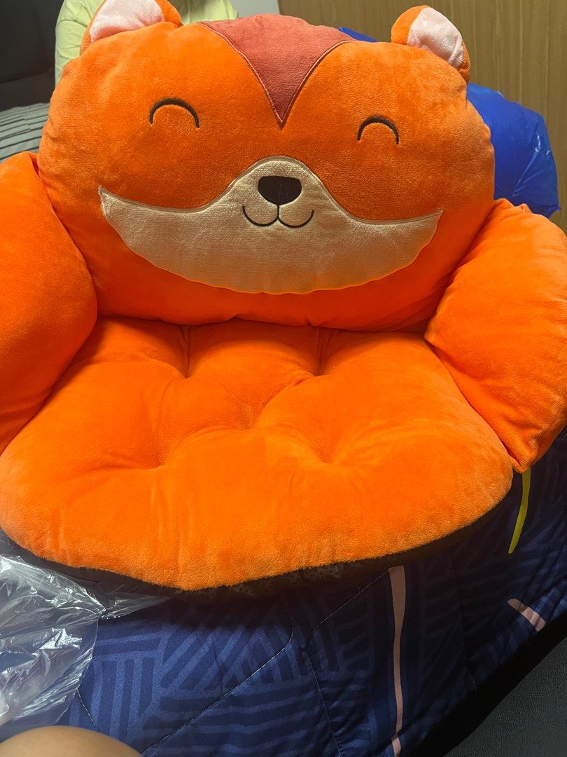 Orange bear sofa for baby toddler (Category: Sofas) located in Valenzuela. Submitted by teewsjala (Listing ID 1378660567, Image 1). Description: .