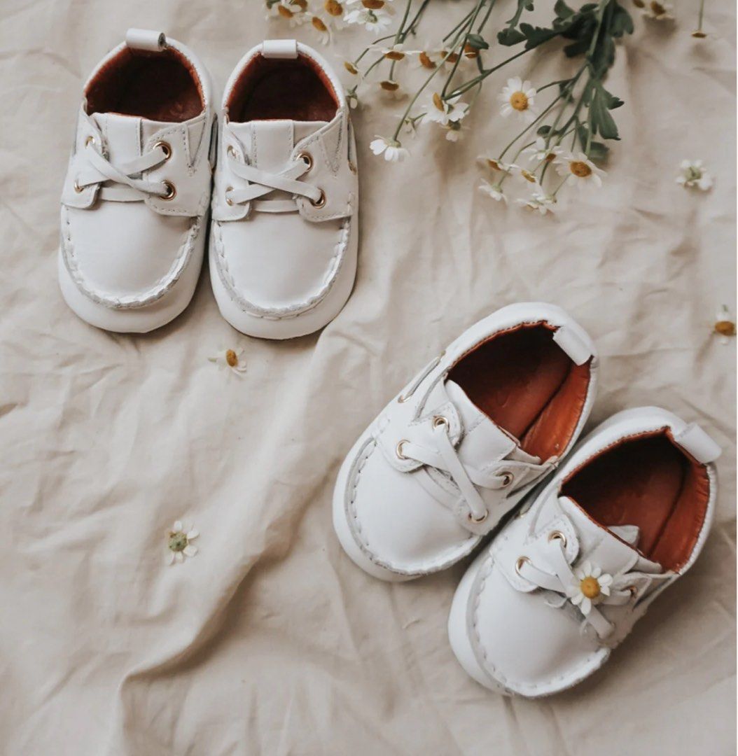 PITTER PATTER Ivalo Boat Shoes Bright White size (18-24 months