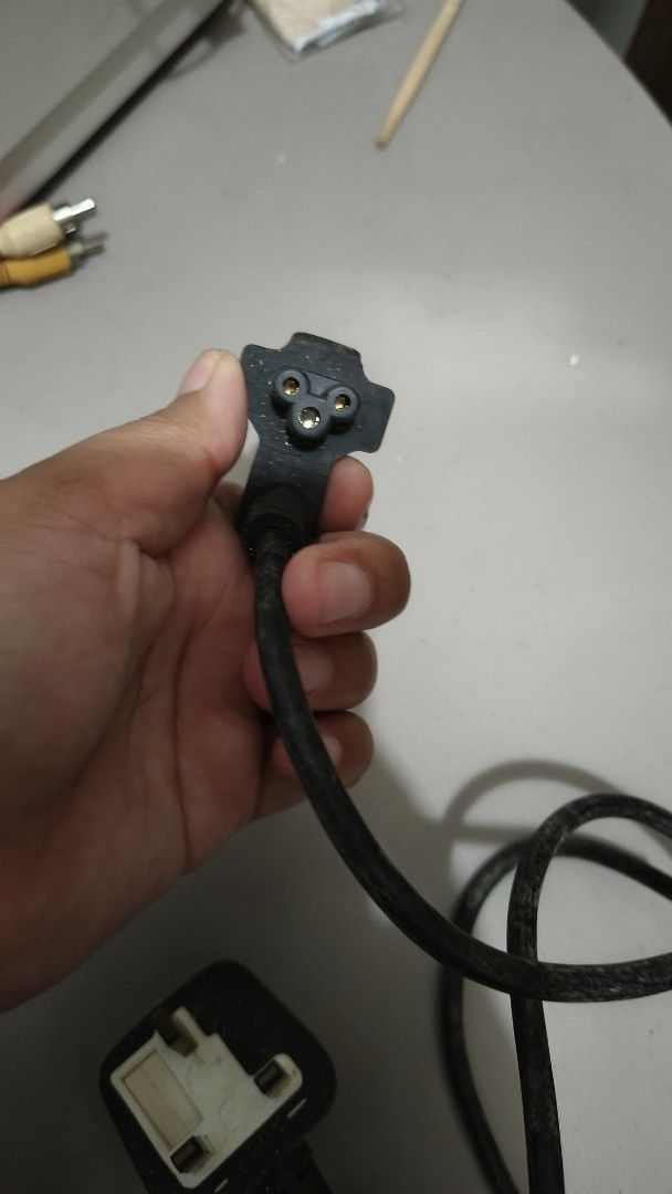 Power Cord Prong 3 cable (Category: Cables & Adaptors) located in Las Pinas. Submitted by mayfleurdelisvaso (Listing ID 1378573165, Image 2). Description: power cord 3 prong cable heavy duty.