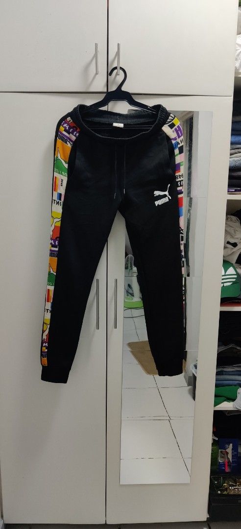 Puma Jogger Pants (Category: Joggers) located in Malabon City. Submitted by jaypd (Listing ID 1378661649, Image 2). Description: size Medium fit to Small Free Shipping.