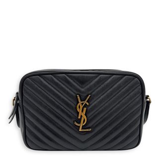 (Category: ) located in . Submitted by carousellluxury (Listing ID 1359185797, Image 1). Description: .
