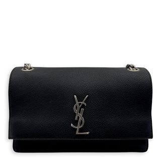(Category: ) located in . Submitted by carousellluxury (Listing ID 1359185389, Image 1). Description: .
