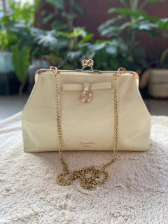 (Kategori: ) berada di . Dikirim oleh aninanz (ID iklan 1378669996, Gambar 1). Deskripsi: .