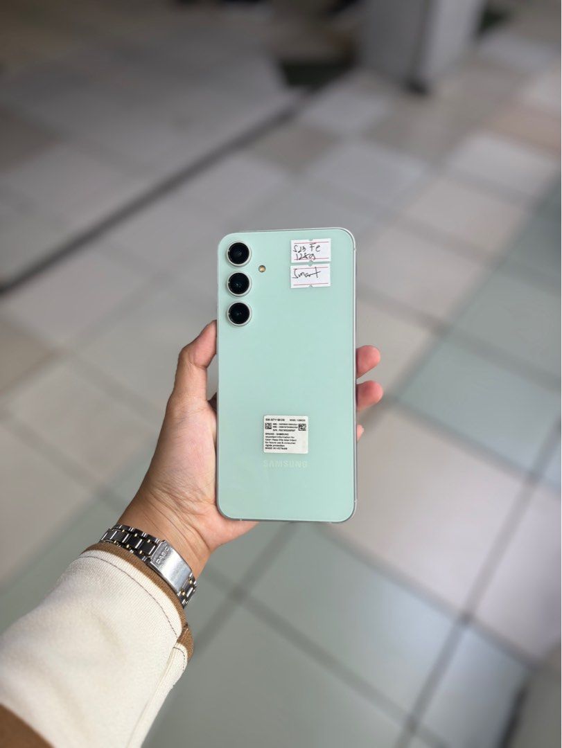 Samsung S23 FE 8/128gb Smartlock NTC Variant No Issue (Category: Other Gadgets) located in San Juan City. Submitted by aynaagadgets (Listing ID 1378536364, Image 1). Description: FOR SALE | TRADE / SWAP PASS SA MGA SCAMMERS / THIRD PARTY (RFS: Buy and Sell) SAMSUNG S23 FE 8/128GB SMARTLOCK ⬇️DETAILS⬇️ •8/128 GB (Other storage is also available) •Smartlock (Other Variant is still available but may vary) •Green (Other color is also available but pr