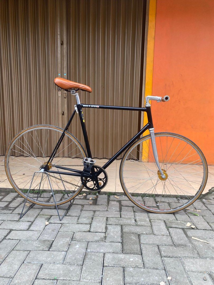 sepeda fixie classic like njs, Olah Raga, Sepeda di Carousell