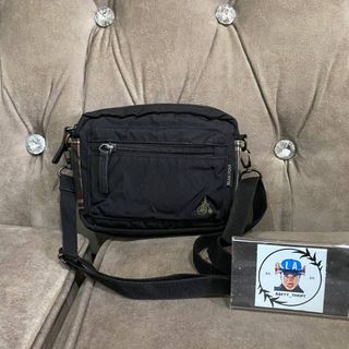 (Category: ) located in . Submitted by abeyy_thrift (Listing ID 1378674426, Image 1). Description: .