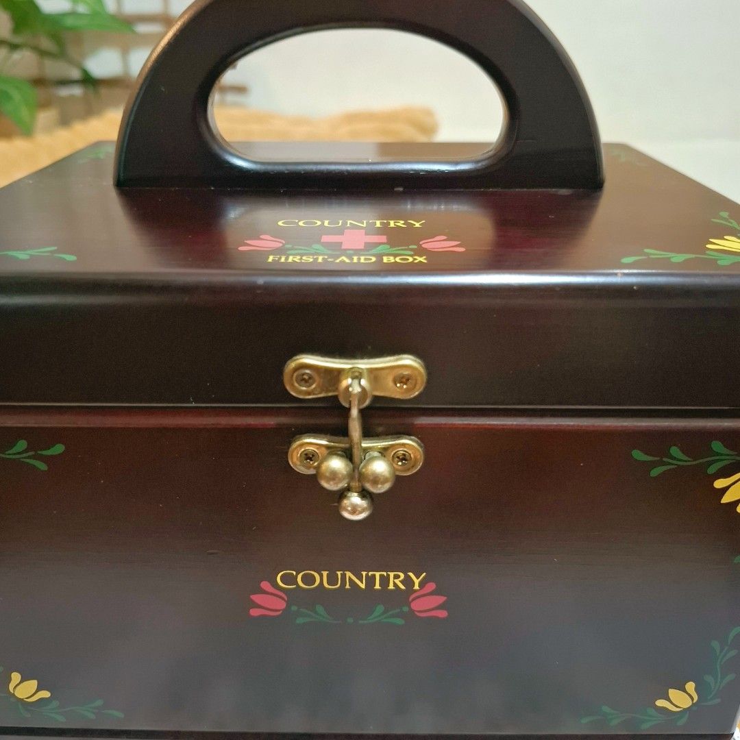 Solid wood first-aid box medicine kit box organizer (Category: Storage Boxes & Baskets) located in Dasmarinas. Submitted by millennialmeetsvintage (Listing ID 1378643843, Image 2). Description: solid wood in excellent condition H 17 x L 22 x W 17 cm last price posted no haggling 🙅‍♀️ 📌shipping via lalamove only 📌no reservations, first-to-pay basis 📌nx o physical store, no walk-ins 📌ships from dasma cavite 📌no COD transactions.